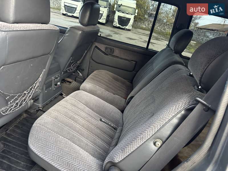 Внедорожник / Кроссовер Nissan Patrol 1996 в Прилуках