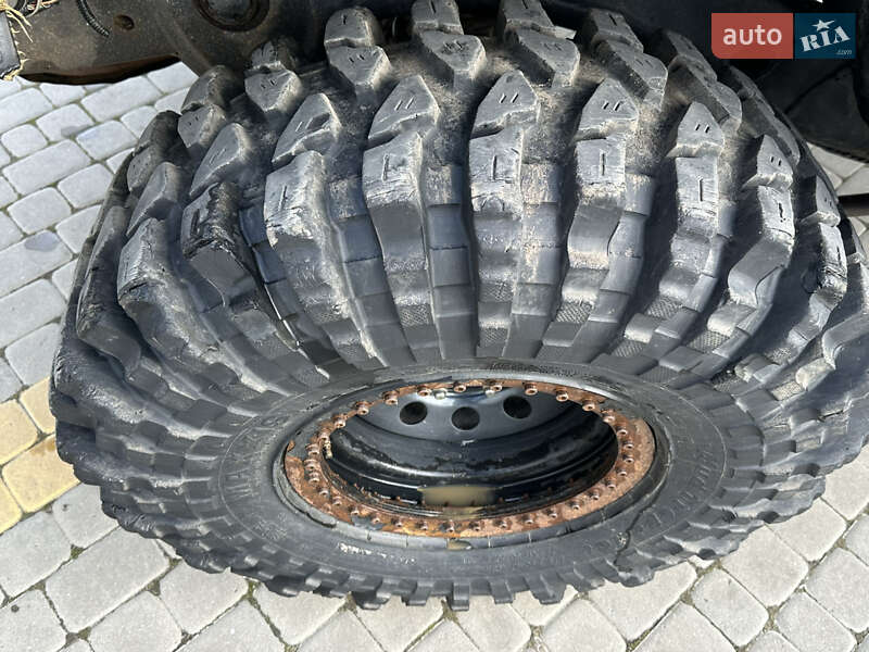 Внедорожник / Кроссовер Nissan Patrol 1999 в Коломые