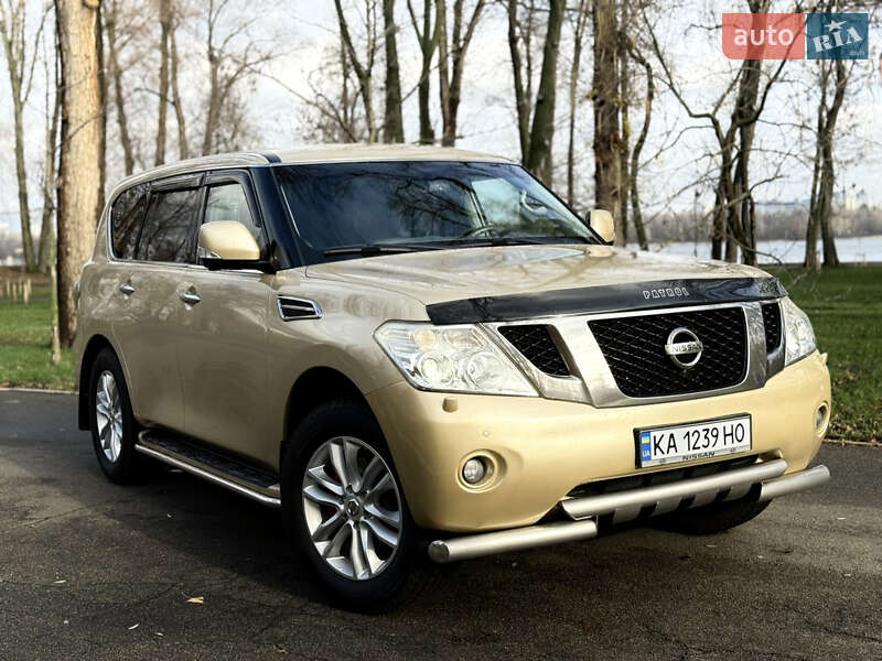 Внедорожник / Кроссовер Nissan Patrol 2011 в Киеве