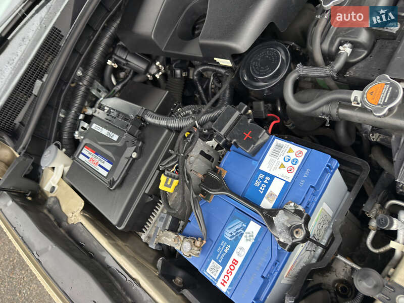 Внедорожник / Кроссовер Nissan Patrol 2011 в Киеве