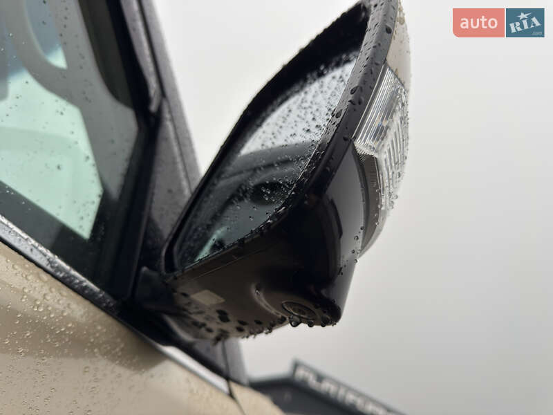 Внедорожник / Кроссовер Nissan Patrol 2011 в Киеве