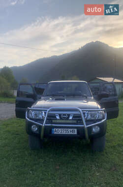 Внедорожник / Кроссовер Nissan Patrol 2003 в Тячеве