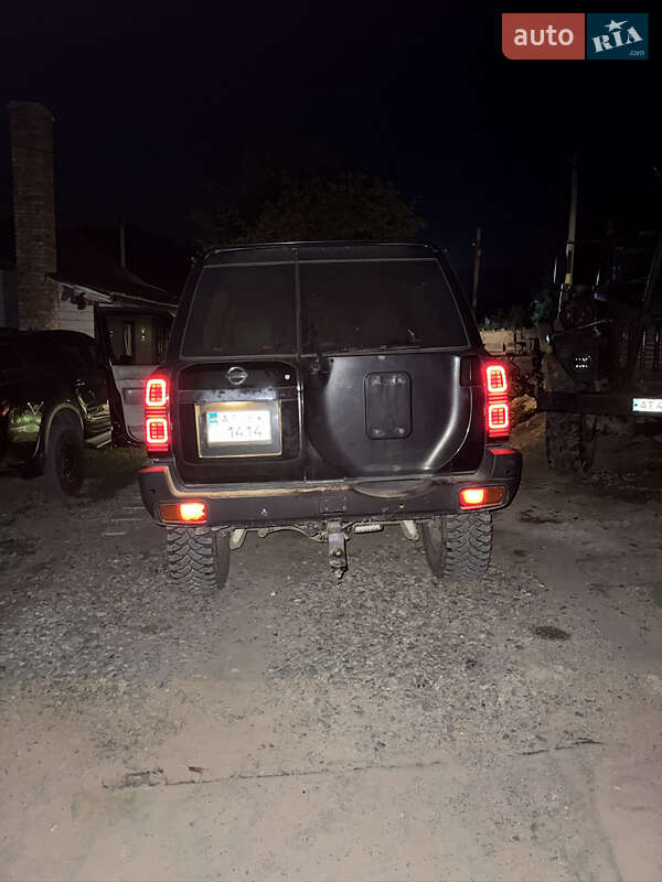 Позашляховик / Кросовер Nissan Patrol 2005 в Яремчі