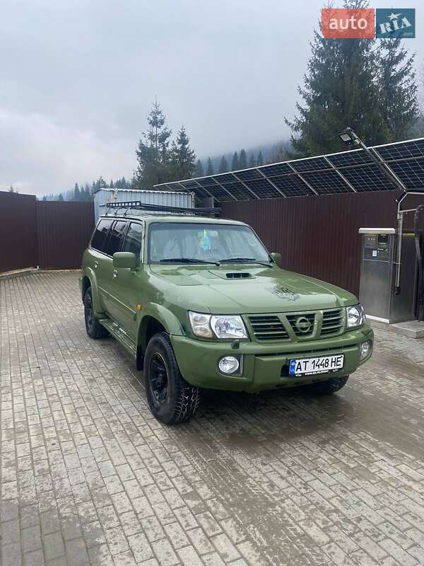 Позашляховик / Кросовер Nissan Patrol 2004 в Верховині