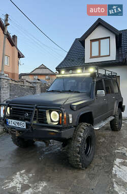 Позашляховик / Кросовер Nissan Patrol 1995 в Білі Ослави