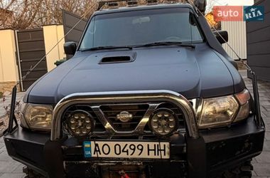 Внедорожник / Кроссовер Nissan Patrol 2002 в Ужгороде