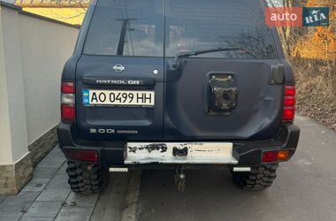 Внедорожник / Кроссовер Nissan Patrol 2002 в Ужгороде