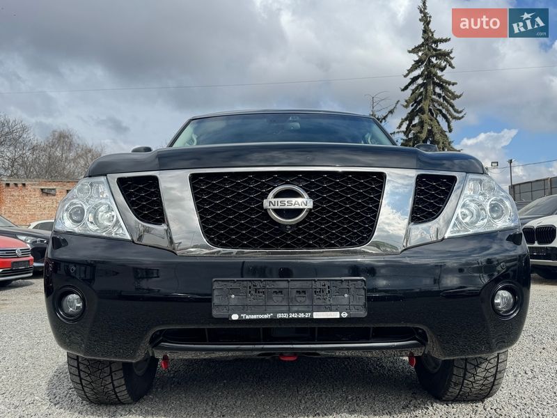 Внедорожник / Кроссовер Nissan Patrol 2011 в Тернополе