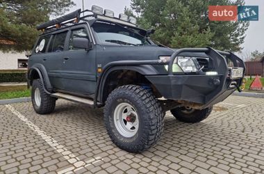 Внедорожник / Кроссовер Nissan Patrol 1998 в Ивано-Франковске