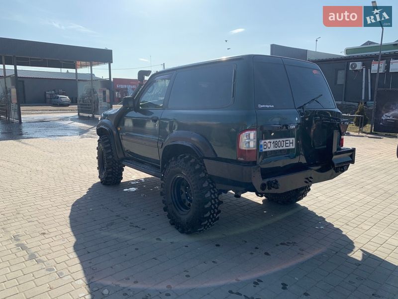 Позашляховик / Кросовер Nissan Patrol 1999 в Рогатині