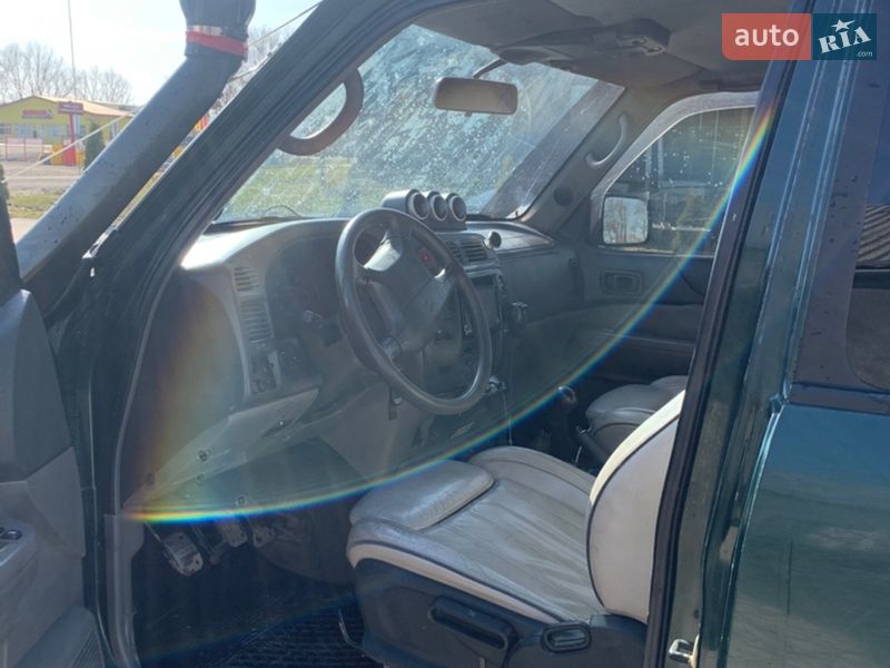 Позашляховик / Кросовер Nissan Patrol 1999 в Рогатині