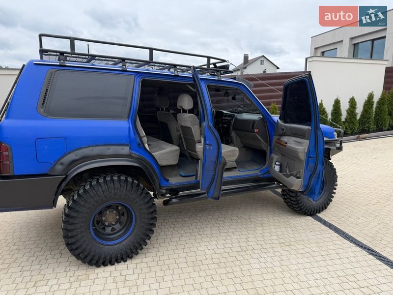 Внедорожник / Кроссовер Nissan Patrol 1998 в Хмельницком