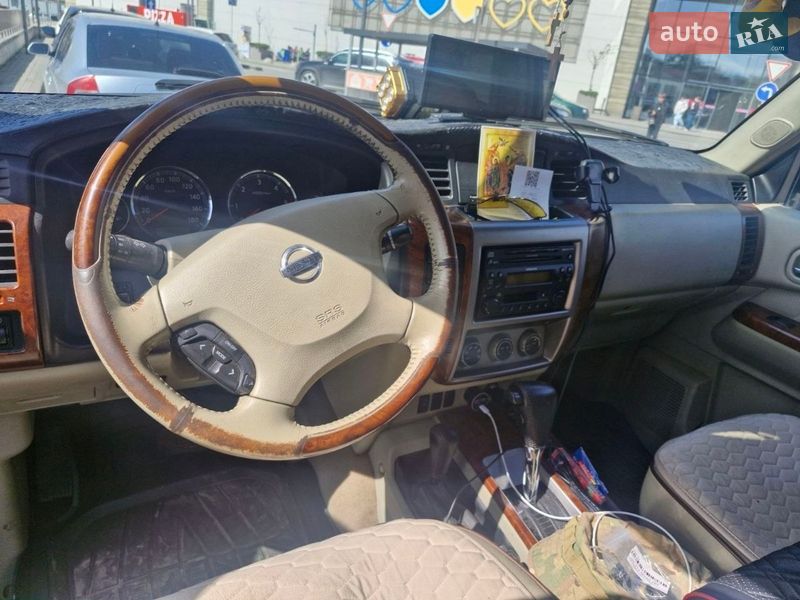 Внедорожник / Кроссовер Nissan Patrol 2008 в Львове
