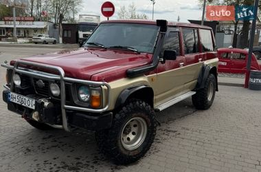 Позашляховик / Кросовер Nissan Patrol 1991 в Новомосковську