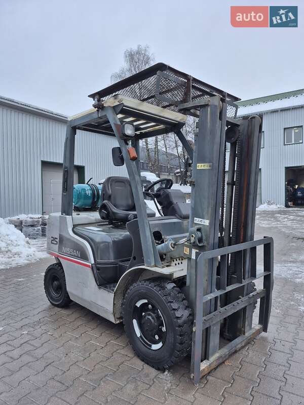 Вилочный погрузчик Nissan PH 2008 в Тернополе фото 6 Вилочный погрузчик Nissan PH 2008 в Тернополе