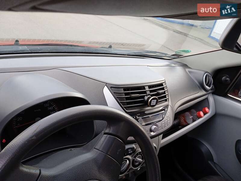 Хэтчбек Nissan Pixo 2009 в Луцке фото 12 Хэтчбек Nissan Pixo 2009 в Луцке