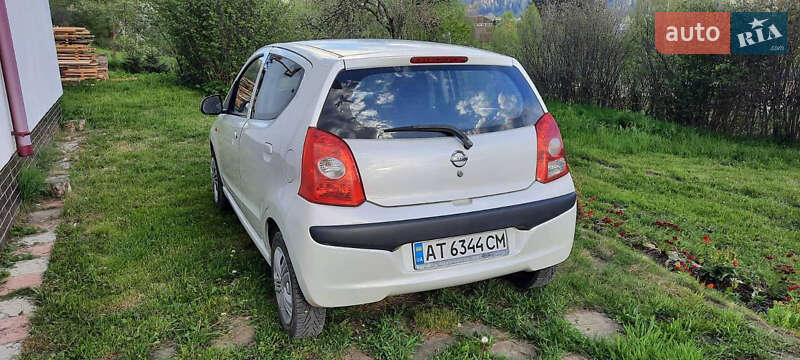 Хетчбек Nissan Pixo 2010 в Яремчі