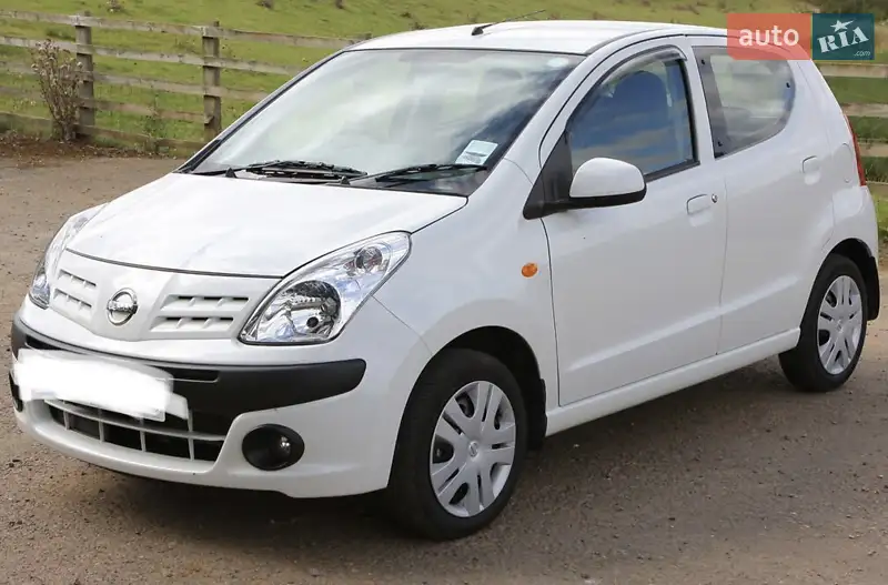 Nissan Pixo 2010