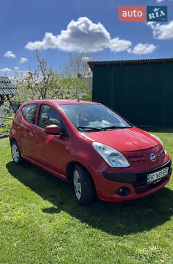 Хетчбек Nissan Pixo 2011 в 