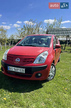 Хетчбек Nissan Pixo 2011 в 