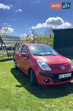 Хетчбек Nissan Pixo 2011 в 