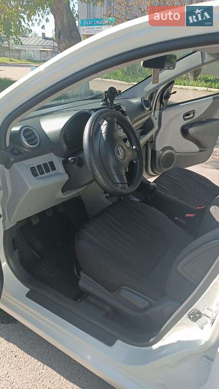 Хэтчбек Nissan Pixo 2010 в Виннице фото 16 Хэтчбек Nissan Pixo 2010 в Виннице