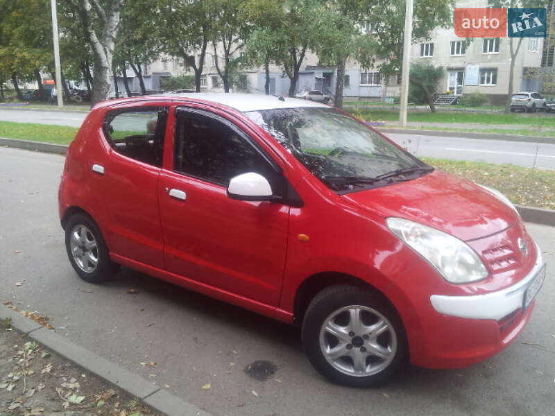 Хетчбек Nissan Pixo 2010 в Харкові