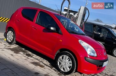Хэтчбек Nissan Pixo 2009 в Городке