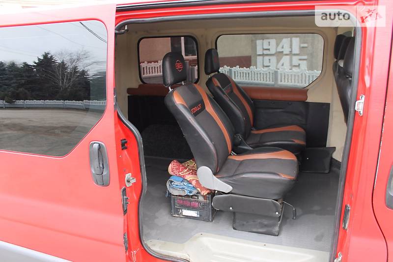 Мінівен Nissan Primastar 2004 в Чернівцях