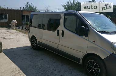 Вантажопасажирський фургон Nissan Primastar 2003 в 