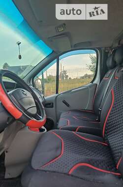 Седан Nissan Primastar 2006 в Львові