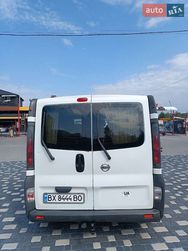 Минивэн Nissan Primastar 2005 в Грицеве