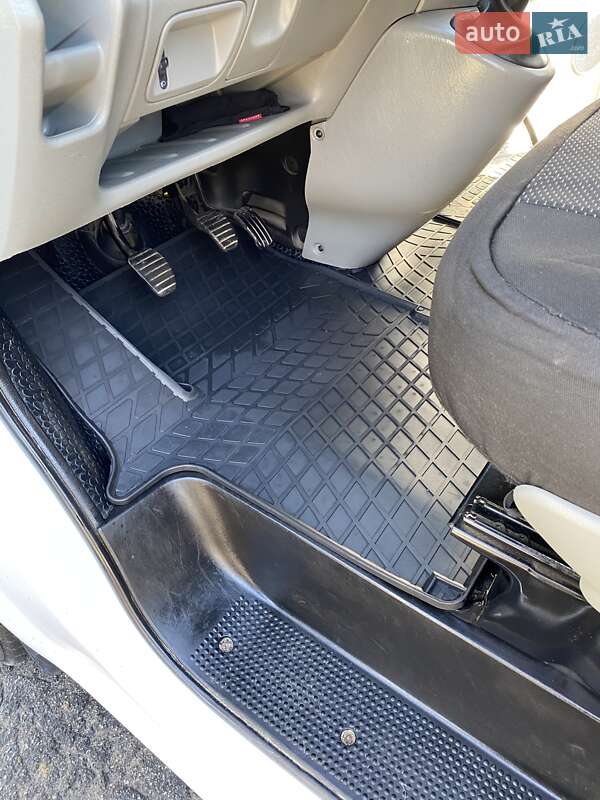 Минивэн Nissan Primastar 2010 в Виннице фото 16 Минивэн Nissan Primastar 2010 в Виннице