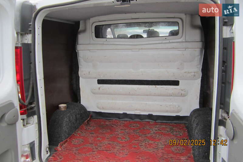 Грузопассажирский фургон Nissan Primastar 2011 в Полтаве