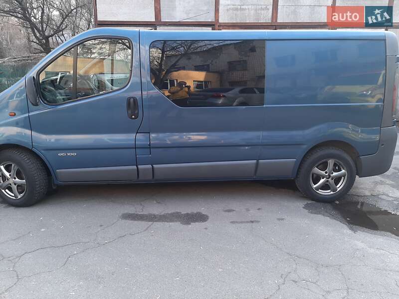 Nissan Primastar 2003