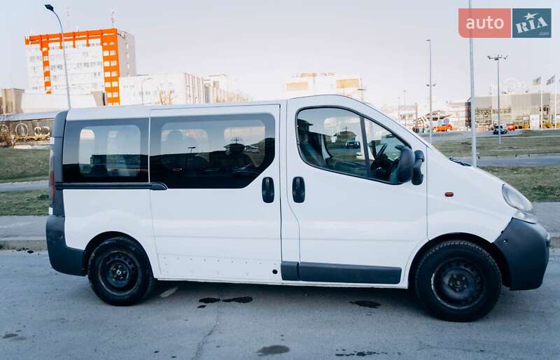 Минивэн Nissan Primastar 2005 в 