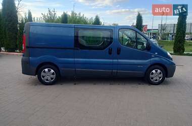 Вантажопасажирський фургон Nissan Primastar 2010 в 