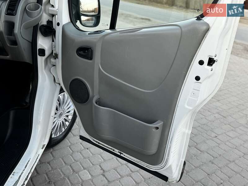 Минивэн Nissan Primastar 2006 в Львове