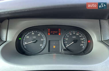 Минивэн Nissan Primastar 2007 в 