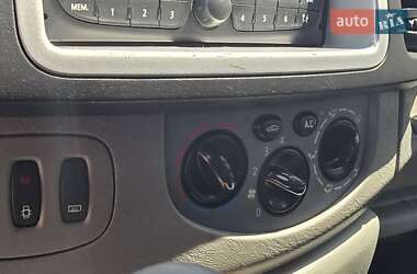 Мінівен Nissan Primastar 2014 в 