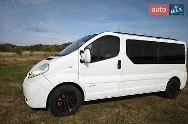 Минивэн Nissan Primastar 2010 в 
