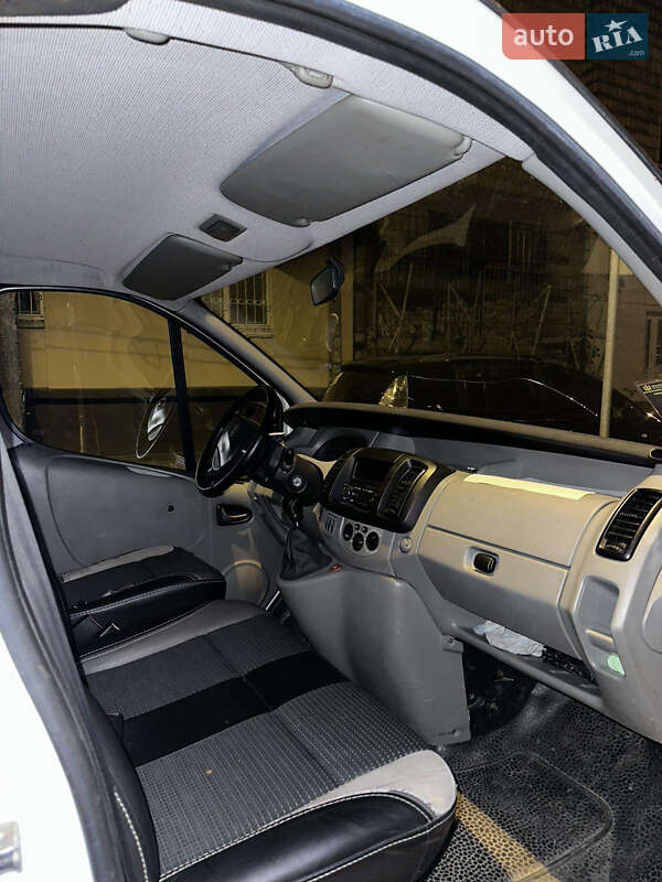 Мінівен Nissan Primastar 2006 в Києві