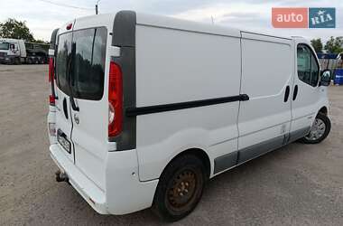 Грузопассажирский фургон Nissan Primastar 2012 в 