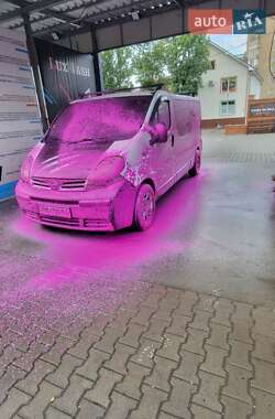 Минивэн Nissan Primastar 2003 в  фото 14 Минивэн Nissan Primastar 2003 в