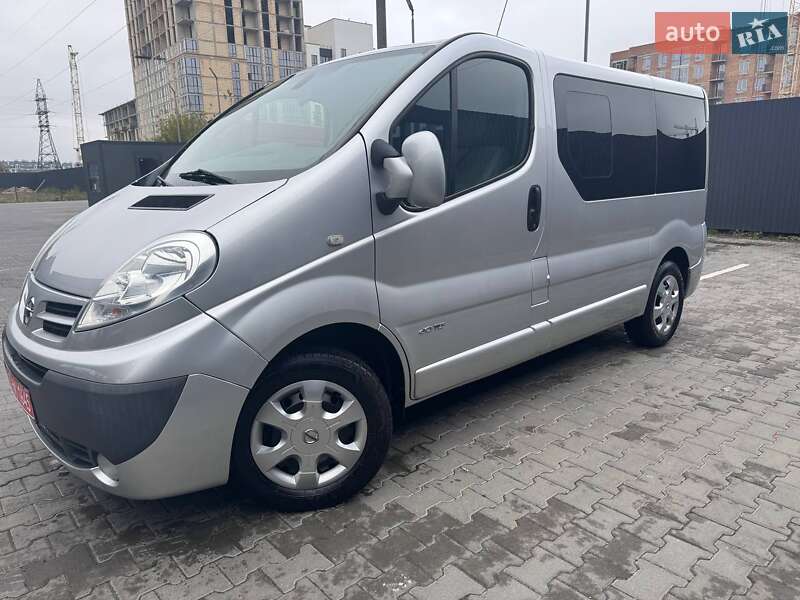 Минивэн Nissan Primastar 2013 в 
