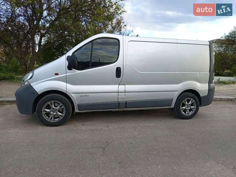 Вантажний фургон Nissan Primastar 2004 в Житомирі