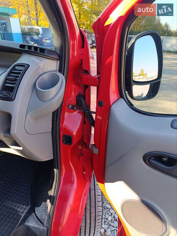 Грузовой фургон Nissan Primastar 2010 в Делятине фото 3 Грузовой фургон Nissan Primastar 2010 в Делятине