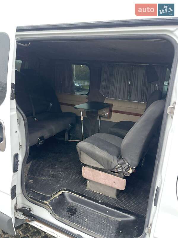 Минивэн Nissan Primastar 2004 в Кременце