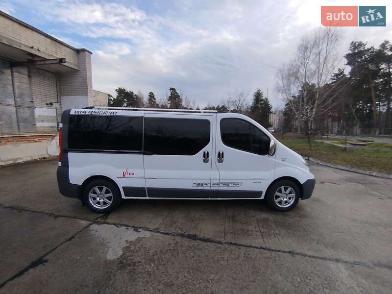 Минивэн Nissan Primastar 2008 в Нетешине