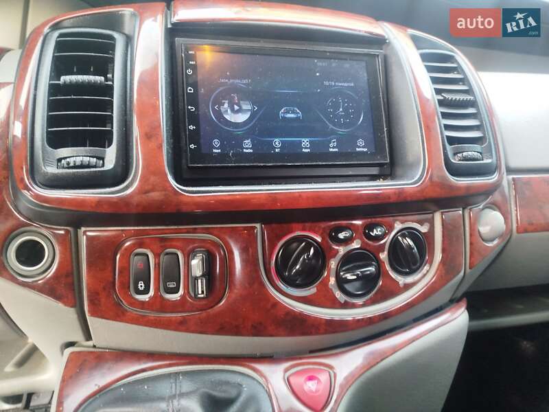 Минивэн Nissan Primastar 2008 в Нетешине